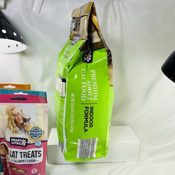 Heart To Tail Premium Adult Cat Starter Food Kit - Dry And Wet Food W 3 Treats - Picture 9 of 11